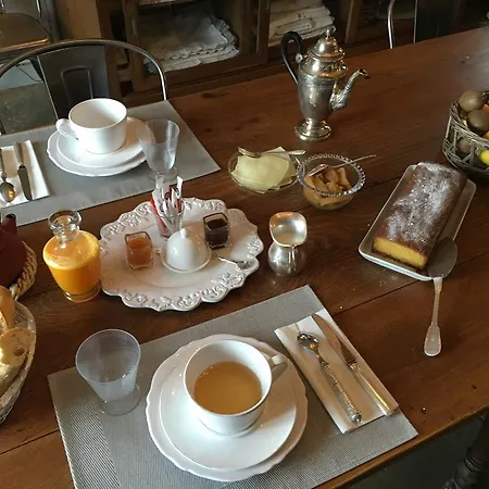 Couette-café Les Volets Bleus Arcangues