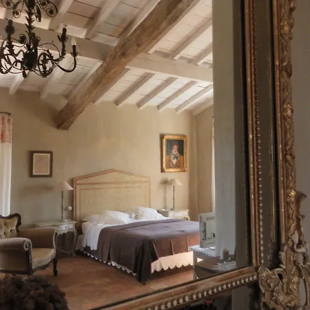 Bed & Breakfast Les Volets Bleus 3*