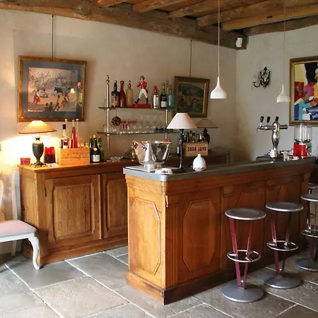 Les Volets Bleus 住宿加早餐酒店 阿尔康格