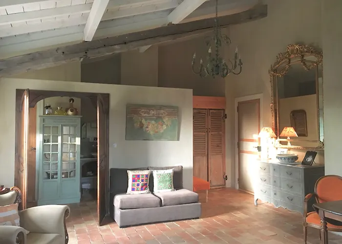 ベッド・アンド・ブレックファスト Les Volets Bleus