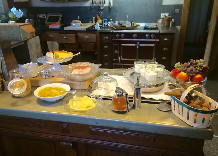 Les Volets Bleus 3* アルカング