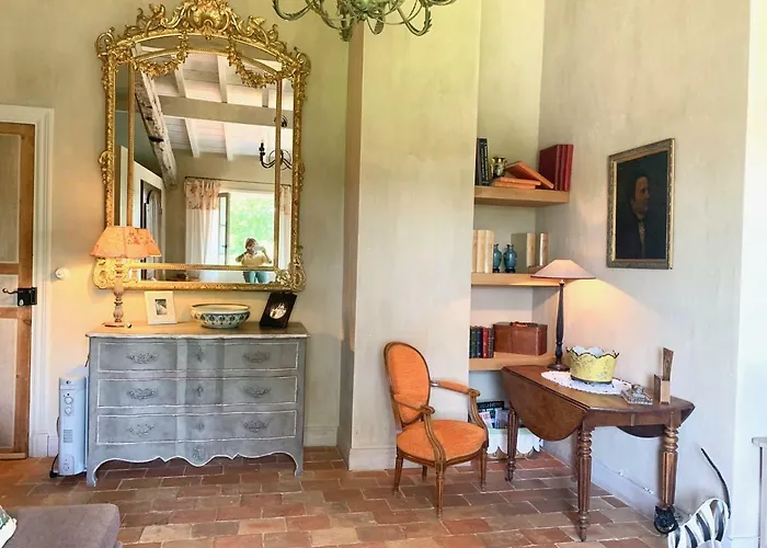 ベッド・アンド・ブレックファスト Les Volets Bleus 3*